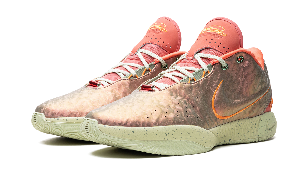LeBron 21 "Queen Conch" FN0708 800